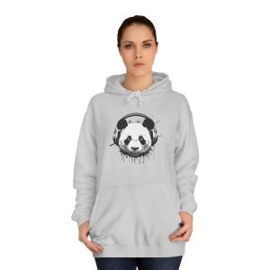 Hanorac Unisex „Panda cu Căști” – Stil Universitar Modern pentru Un Look Lejer și Trendy